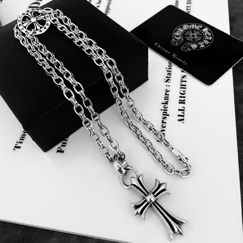 Ch**me He**ts necklaces